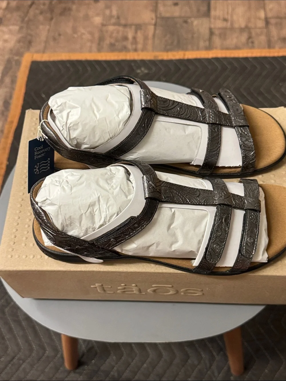 Taos women’s sandals (style) TROPHY 2 (color) PEWTER EMBOSSED